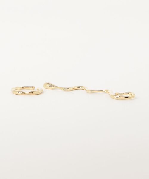 SYKIA（シキア）の「Ancient Snake Earcuff（イヤーカフ・レディース・シルバー/ゴールド・FREE）」の4枚目の写真