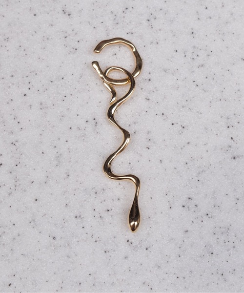 SYKIA（シキア）の「Ancient Snake Earcuff（イヤーカフ・レディース・シルバー/ゴールド・FREE）」の20枚目の写真
