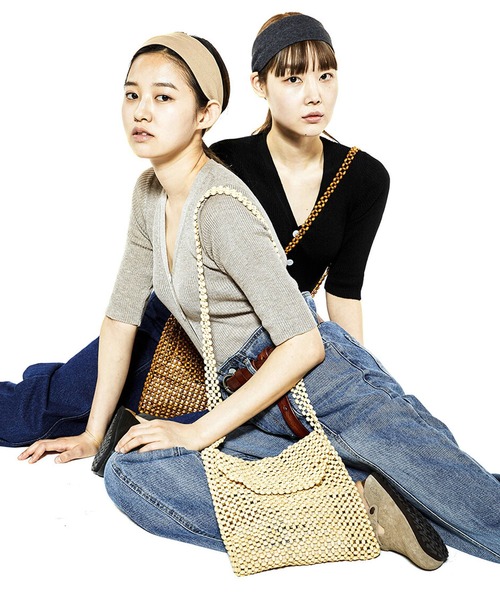 the case（ザケース）の「[J VINEYARD]LIGHT WOOD BEADS BAG（ショルダーバッグ・レディース・ベージュ・FREE）」の3枚目の写真