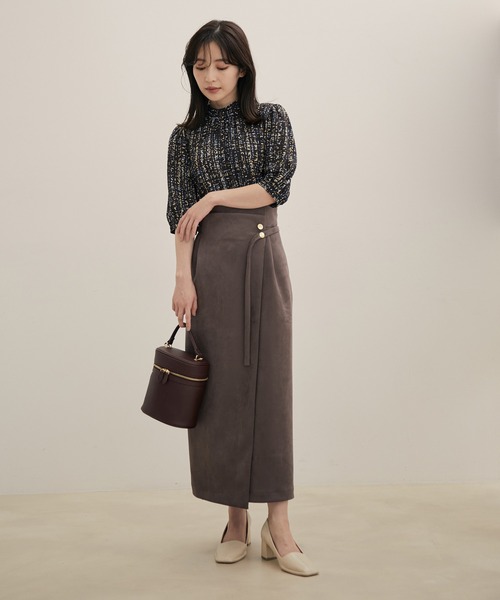 VIS(ビス)の「エコスエードラップ調Iラインスカート【sustainable】(スカート・レディース・パープル系その他2/キナリ/ダークブラウン・L/M/S)」の15枚目の写真
