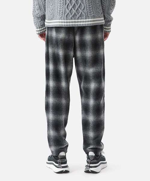 SOPHNET.（ソフネット）の「BAGGY TAPERED EASY PANTS（その他パンツ・メンズ・ブラック/ネイビー/オフホワイト・SMALL/MEDIUM/LARGE/X-LARGE）」の6枚目の写真