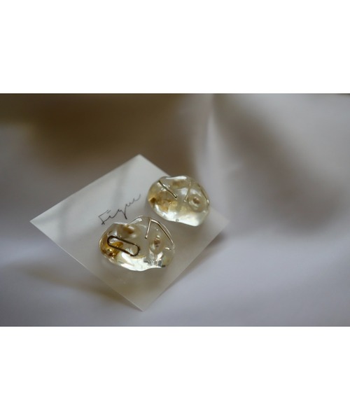 tone(トーン)の「【Figue】clear nuance pierce(MA)(ピアス(両耳用)・レディース・ホワイト/ゴールド・FREE)」の4枚目の写真