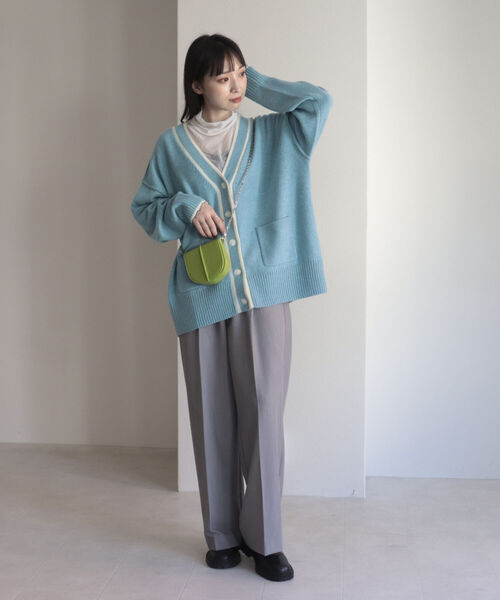 fredy emue（フレディエミュ）の「チェーンミニポシェット（ショルダーバッグ・レディース・ピンク/ブラック/オフホワイト/イエロー/ライトグリーン・FREE）」の10枚目の写真