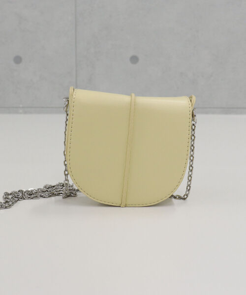 fredy emue（フレディエミュ）の「チェーンミニポシェット（ショルダーバッグ・レディース・ピンク/ブラック/オフホワイト/イエロー/ライトグリーン・FREE）」の16枚目の写真