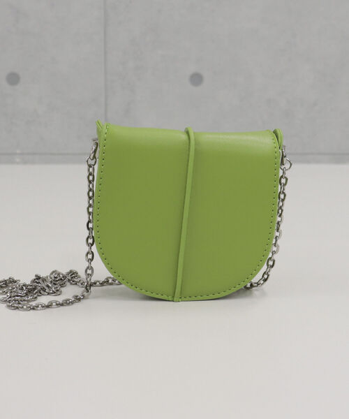 fredy emue（フレディエミュ）の「チェーンミニポシェット（ショルダーバッグ・レディース・ピンク/ブラック/オフホワイト/イエロー/ライトグリーン・FREE）」の19枚目の写真