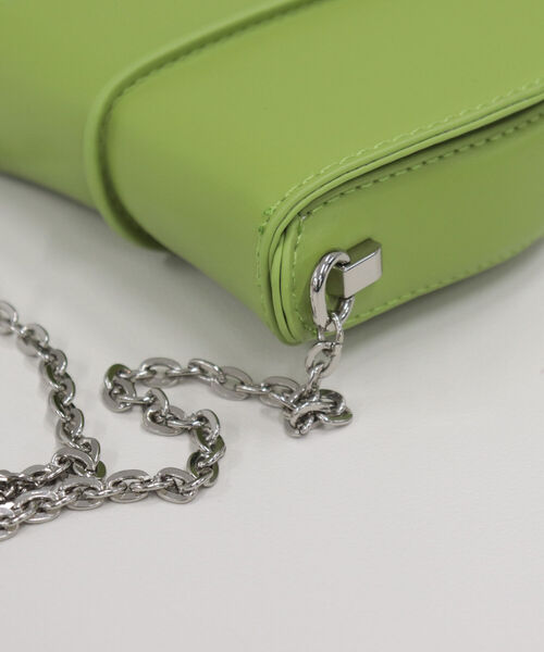 fredy emue（フレディエミュ）の「チェーンミニポシェット（ショルダーバッグ・レディース・ピンク/ブラック/オフホワイト/イエロー/ライトグリーン・FREE）」の21枚目の写真