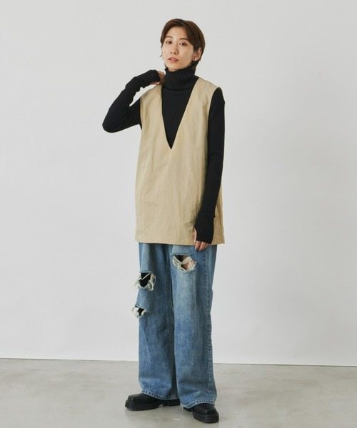 Auntie Rosa Holiday（アンティローザホリデー）の「ナイロン深Vベスト（ベスト・レディース・ブラック/ベージュ/カーキ・FREE）」の11枚目の写真