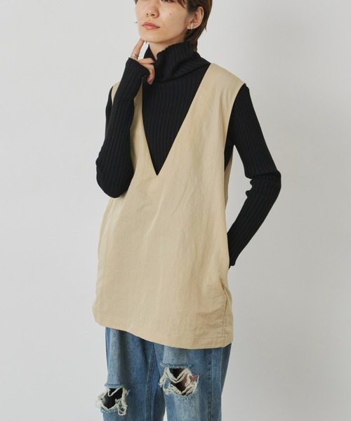 Auntie Rosa Holiday（アンティローザホリデー）の「ナイロン深Vベスト（ベスト・レディース・ブラック/ベージュ/カーキ・FREE）」の6枚目の写真