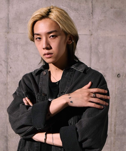 LHME（エルエイチエムイー）の「【WEB限定】”Atrium”プランプイヤーカフ/サージカルステンレス（金属アレルギー対応）【LHME / エルエイチエムイー】（イヤーカフ・レディース・シルバー/ゴールド・ONE SIZE）」の19枚目の写真