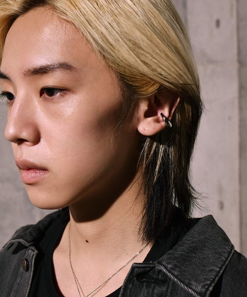 LHME（エルエイチエムイー）の「【WEB限定】”Atrium”プランプイヤーカフ/サージカルステンレス（金属アレルギー対応）【LHME / エルエイチエムイー】（イヤーカフ・レディース・シルバー/ゴールド・ONE SIZE）」の20枚目の写真