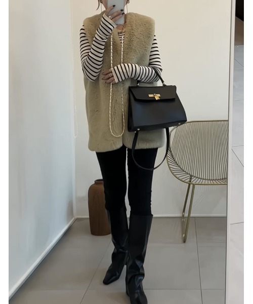 Re:EDIT（リエディ）の「指穴クルーネックリブニットトップス（ニット/セーター・レディース・ブルー/ベージュ/ブラック系その他/オレンジ/モカ/グリーン/ブラック/アイボリー/ブラウン/ライトグレー/イエロー/グリーン系その他/キャメル・LARGE/MEDIUM）」の19枚目の写真