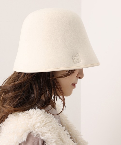 one after another NICE CLAUP（ワンアフターアナザーナイスクラップ）の「NCロゴ刺繍入りクローシュハット（ハット・レディース・アイボリー/ブラック/キャメル・FREE）」の7枚目の写真