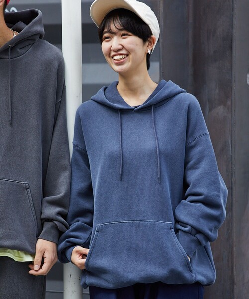 FREAK'S STORE（フリークスストア）の「FREAK'S STORE/フリークスストア HEAVY WEIGHT PIGMENT PIGMENT HOODY/フードパーカー（パーカー・メンズ・チャコール/ネイビー・SMALL/MEDIUM/LARGE）」の8枚目の写真