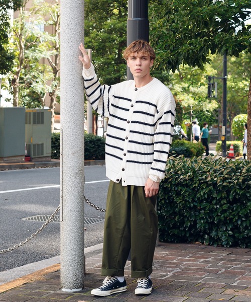 ONCILY(オンシェリー)の「BORDER KNIT CARDIGAN / ボーダーニットカーディガン(カーディガン/ボレロ・メンズ・ネイビー/オフホワイト・MEDIUM/LARGE)」の13枚目の写真