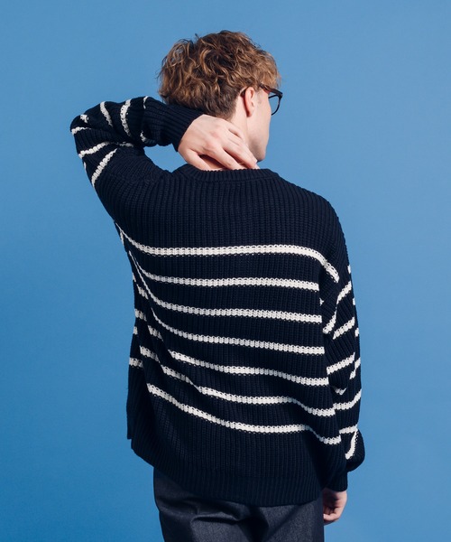 ONCILY(オンシェリー)の「BORDER KNIT CARDIGAN / ボーダーニットカーディガン(カーディガン/ボレロ・メンズ・ネイビー/オフホワイト・MEDIUM/LARGE)」の10枚目の写真