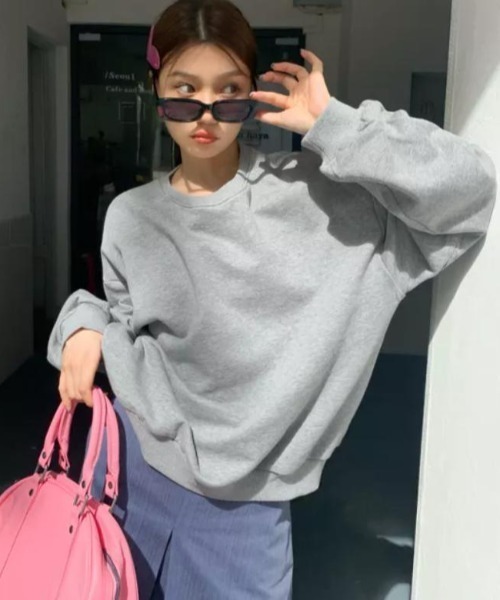 CLEA（クレア）の「バッグハートロゴ刺繍スウェットプルオーバー（スウェット・レディース・ブラック/グレー・FREE）」の10枚目の写真