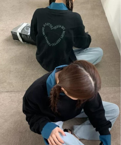 CLEA（クレア）の「バッグハートロゴ刺繍スウェットプルオーバー（スウェット・レディース・ブラック/グレー・FREE）」の7枚目の写真