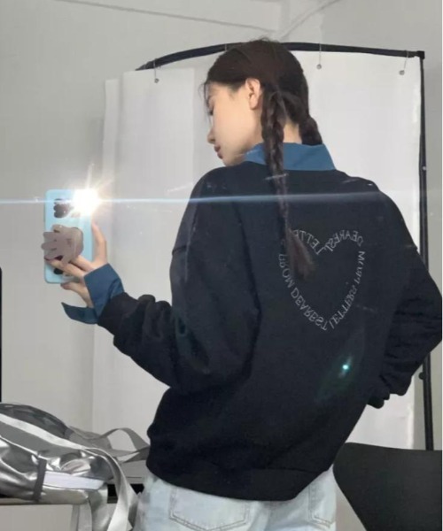 CLEA（クレア）の「バッグハートロゴ刺繍スウェットプルオーバー（スウェット・レディース・ブラック/グレー・FREE）」の12枚目の写真