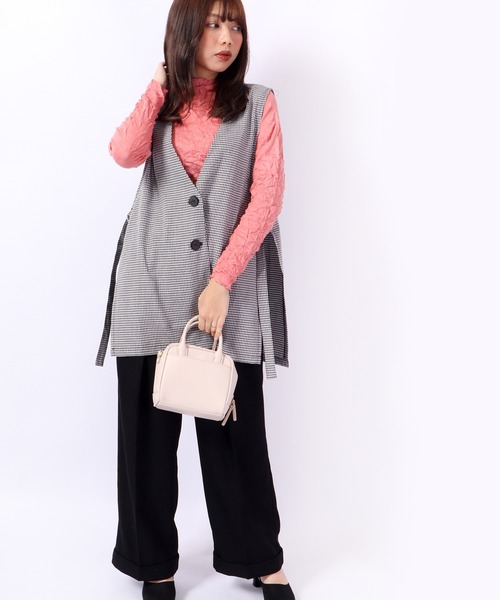 BRODIAEA(ブローディア)の「BRODIAEA シワ加工ニット ボトルネック(ニット/セーター・レディース・ブラック/グリーン/グリーン系その他/ピンク/グレー/グレイッシュベージュ/ブルーグレー/ライトグリーン/パープル/チェリーピンク・40)」の19枚目の写真