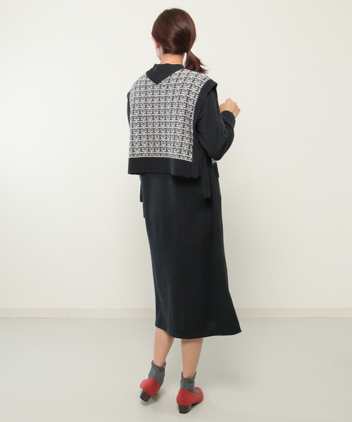 ikka（イッカ）の「【2点セット】ニットベストワンピースアンサンブル（ワンピース・レディース・ブラック/ブラウン・M/L）」の17枚目の写真