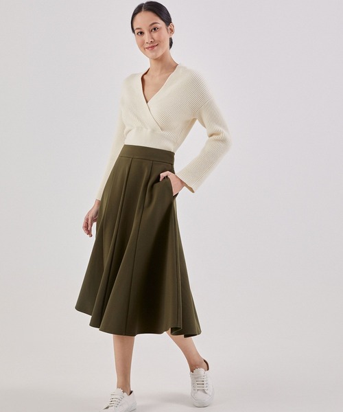 Love,Bonito(ラブボニート)の「ギャビー パネル フレアスカート(スカート・レディース・カーキ系/ブラック・SMALL/MEDIUM/LARGE/X-SMALL)」の3枚目の写真