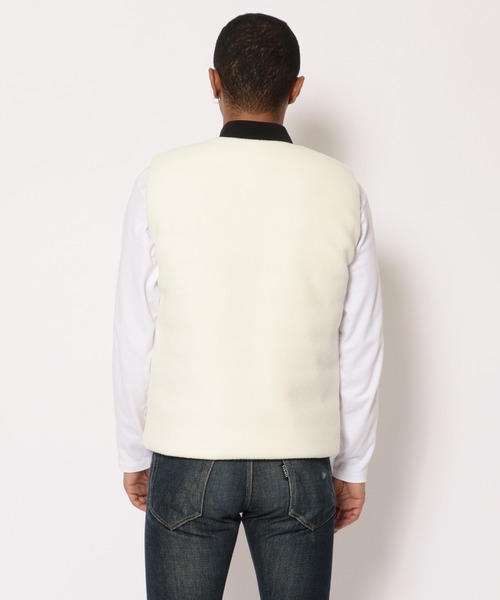 DUVETICA(デュベティカ)の「DUVETICA/デュベティカ/CAPRAIA-VEST(ダウンベスト・メンズ・ホワイト/ブラック・46/48/50)」の14枚目の写真