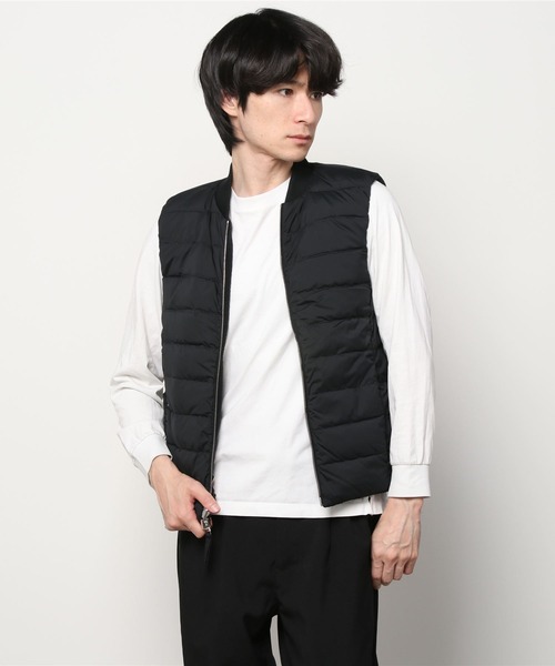 DUVETICA(デュベティカ)の「DUVETICA/デュベティカ/CAPRAIA-VEST(ダウンベスト・メンズ・ホワイト/ブラック・46/48/50)」の8枚目の写真