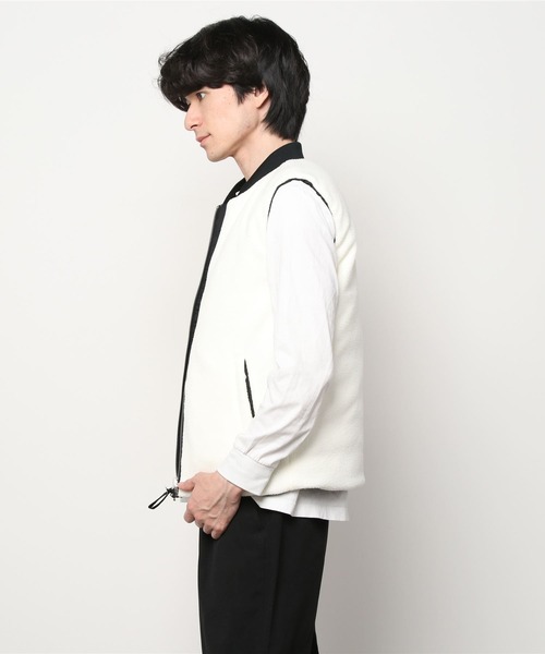 DUVETICA(デュベティカ)の「DUVETICA/デュベティカ/CAPRAIA-VEST(ダウンベスト・メンズ・ホワイト/ブラック・46/48/50)」の10枚目の写真