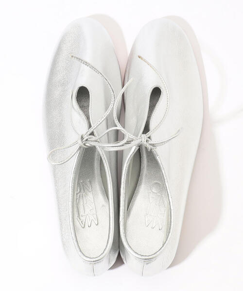 TOMORROWLAND (トゥモローランド)の「Martiniano BOOTIE メタリックフラットシューズ(その他シューズ・レディース・シルバー系その他・37)」の8枚目の写真