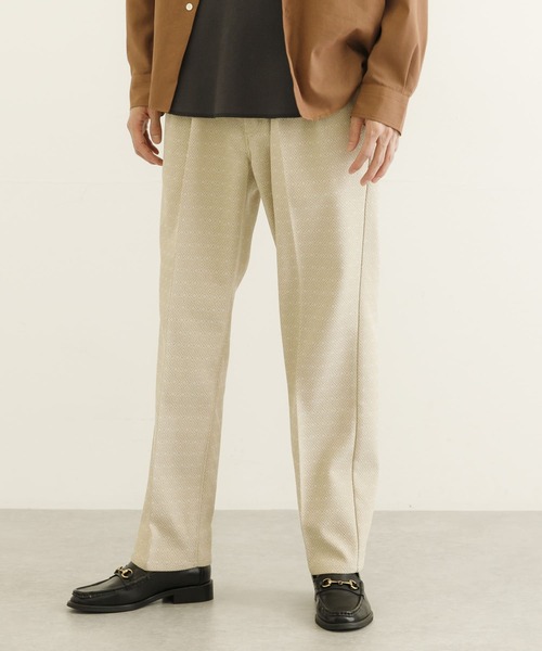 Wrangler(ラングラー)の「『別注』Wrangler×URBAN RESEARCH iD 2 TUCK TROUSER(その他パンツ・メンズ・アイボリー/ブラック/グレー・SMALL/MEDIUM/LARGE)」の8枚目の写真