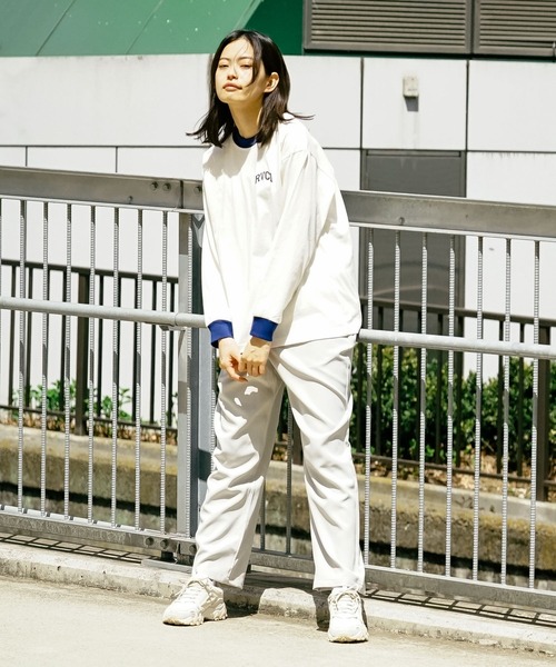 RVCA（ルーカ）の「RVCA レディース  ARCHED RVCA LONG SLEECE RINGER TEE ロングスリーブＴシャツ【2023年春夏モデル】/ルーカバックプリントロゴ長袖ロンT（Tシャツ/カットソー・レディース・ブルー/ブラック/ホワイト・LARGE/SMALL/MEDIUM）」の13枚目の写真