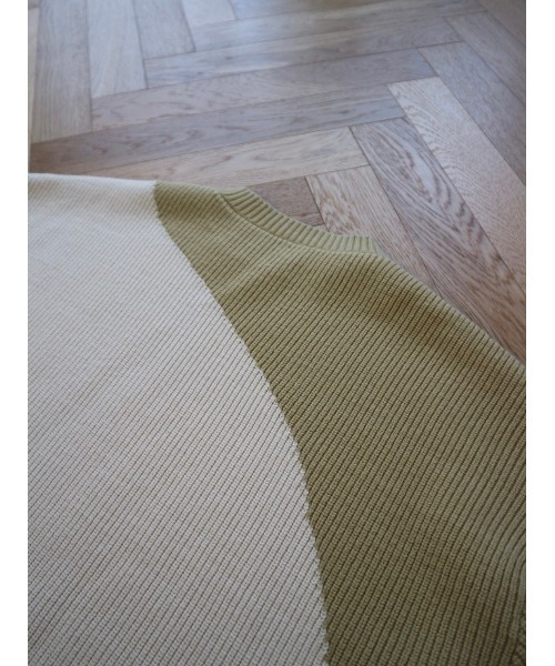 TRUNC（トランクエイティーエイト）の「Bicolor Knit Pullover（ニット/セーター・レディース・グレー/イエロー・FREE）」の14枚目の写真