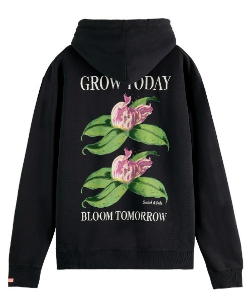 SCOTCH&SODA（スコッチアンドソーダ）の「フローラル オーガニックフーディ【172071】（パーカー・メンズ・ブラック・SMALL/LARGE/MEDIUM）」の7枚目の写真
