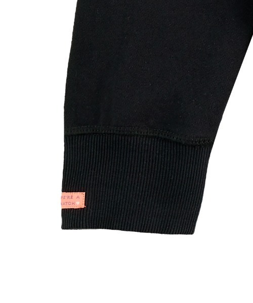 SCOTCH&SODA（スコッチアンドソーダ）の「フローラル オーガニックフーディ【172071】（パーカー・メンズ・ブラック・SMALL/LARGE/MEDIUM）」の6枚目の写真