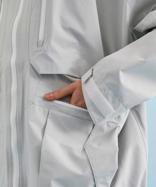 CITY TOKYO（シティトウキョウ）の「<OVERSIZE/オーバーサイズ>TOKYO TEX 3レイヤーオーバーサイズマウンテンパーカー〈防水・撥水・防風・透湿〉（マウンテンパーカー・メンズ・カーキ/ホワイト/ライム・FREE）」の13枚目の写真