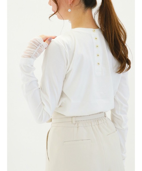 Te chichi(テチチ)の「袖口チュールカットソー(Tシャツ/カットソー・レディース・ブラック/オフホワイト/チャコール・フリ-)」の2枚目の写真