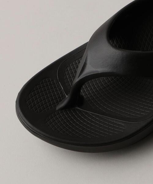 OOFOS（ウーフォス）の「＜OOFOS＞ Ooriginal（サンダル・レディース・ダークグレー/ワインレッド/ブラック/ライトブルー・23cm/24cm/25cm）」の18枚目の写真