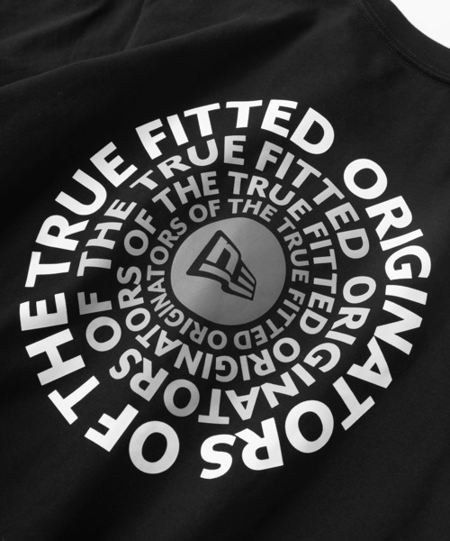 NEW ERA(ニューエラ)の「【NEW ERA/ニューエラ】Circle OOTTF ブラック×グラデーションカラー バックプリント サークルロゴ 半袖Tシャツ/レギュラーフィット/ORIGINATORS CIRCLE/ ブラック(Tシャツ/カットソー・メンズ・ブラック・M/L/XL)」の7枚目の写真