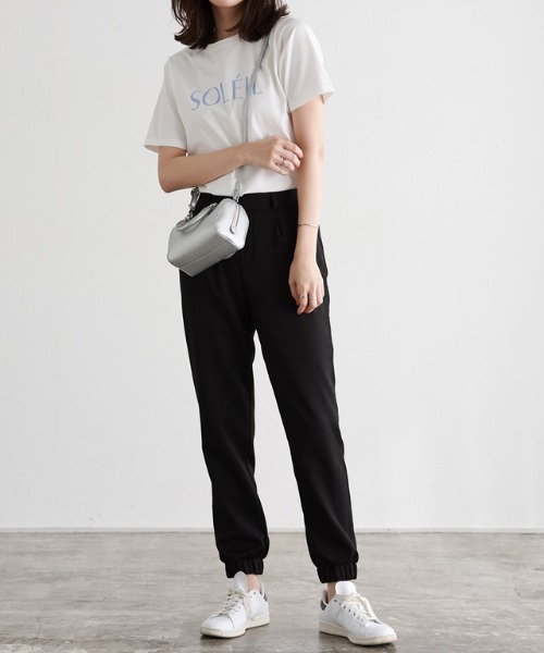 機能付きジョガーパンツ