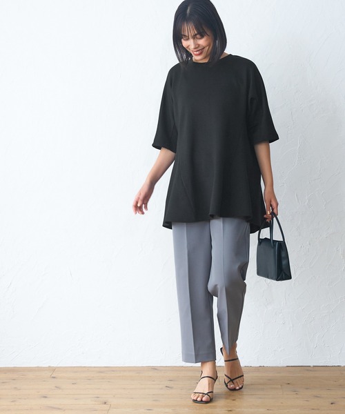 coca(coca)(コカ)の「ハリ感ダンボールフレアトップス(Tシャツ/カットソー・レディース・ホワイト/ブラック・M/L)」の6枚目の写真