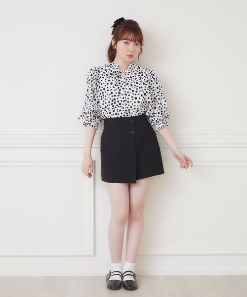 ems excite（エムズエキサイト）の「2wayアソートフリルBL（シャツ/ブラウス・レディース・アニマル/ホワイト/ブラック/ブラック系その他・FREE）」の5枚目の写真