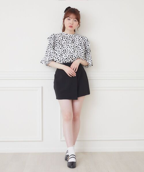 ems excite（エムズエキサイト）の「2wayアソートフリルBL（シャツ/ブラウス・レディース・アニマル/ホワイト/ブラック/ブラック系その他・FREE）」の9枚目の写真