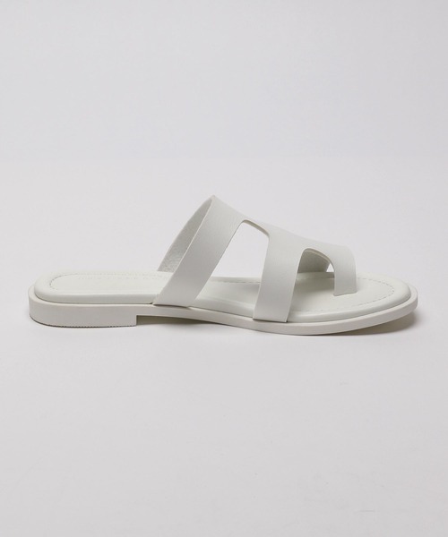 LOWRYS FARM（ローリーズファーム）の「フラットアシメサンダル　704497（サンダル・レディース・ブラック/ホワイト・MEDIUM/LARGE）」の7枚目の写真