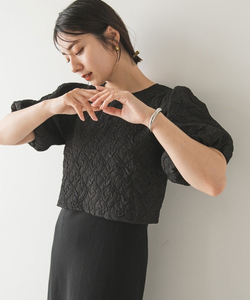 rectangle（レクタングル）の「ジャガードパフスリーブトップス（シャツ/ブラウス・レディース・アイボリー/ブラック・FREE）」の5枚目の写真