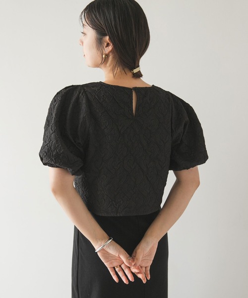 rectangle（レクタングル）の「ジャガードパフスリーブトップス（シャツ/ブラウス・レディース・アイボリー/ブラック・FREE）」の7枚目の写真