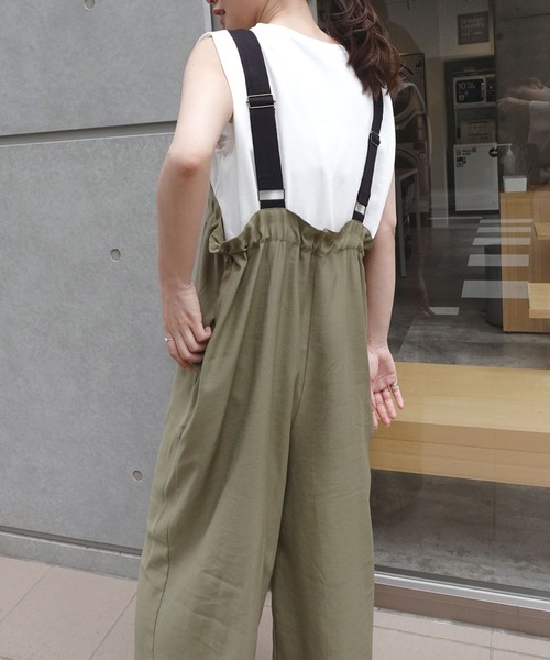 CORNERS（コーナーズ）の「配色ストラップギャザーサロペット（サロペット/オーバーオール・レディース・アイボリー/カーキ/ブラック・M/L）」の10枚目の写真
