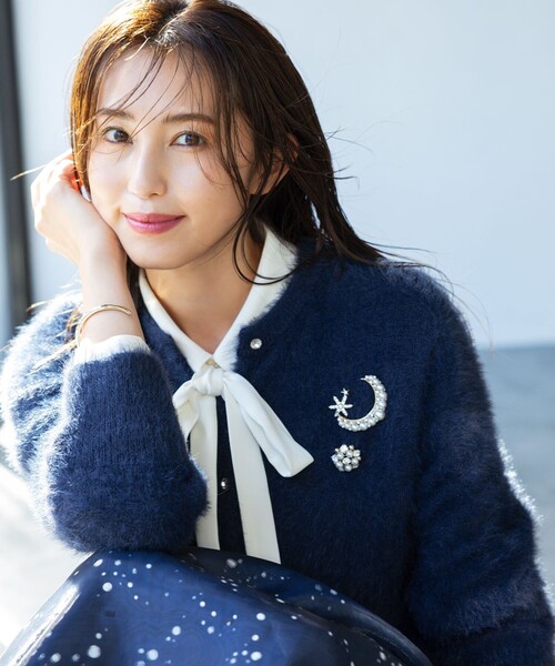 組曲（クミキョク）の「パールビジュー ブローチ（ブローチ/コサージュ・レディース・ゴールド系・F）」の15枚目の写真