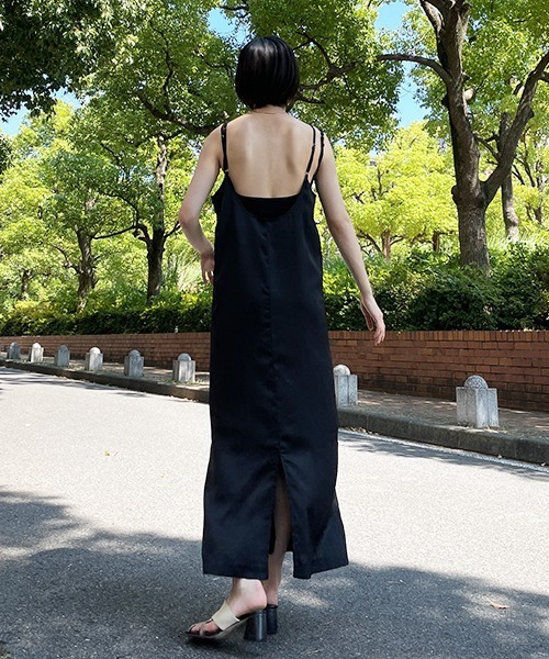 SEN TOKYO(セントーキョー)の「【AMBLE 】女性らしさを引き立てる。ロングキャミワンピース(ワンピース・レディース・ブラック/レオパード・F)」の4枚目の写真