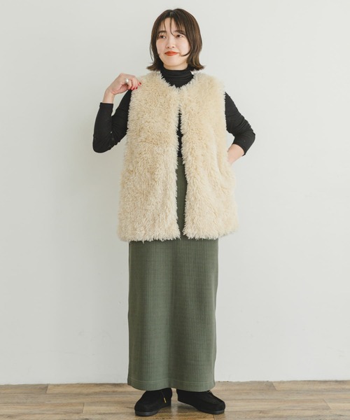 ITEMS URBANRESEARCH(アイテムズ アーバンリサーチ)の「ファーベスト(ベスト・レディース・ベージュ/チャコールグレー・FREE)」の21枚目の写真