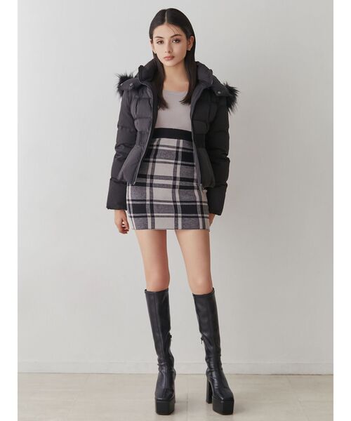 GYDA(ジェイダ)の「SymmetryGYDAベルト付きショートダウンコート(ダウンジャケット/コート・レディース・ブラック・FREE)」の10枚目の写真